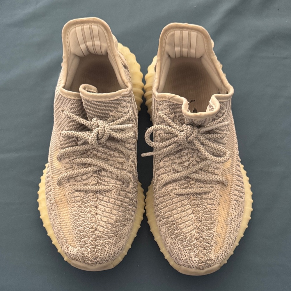 Authentic Adidas Yeezy tennis- size 4 1/2
